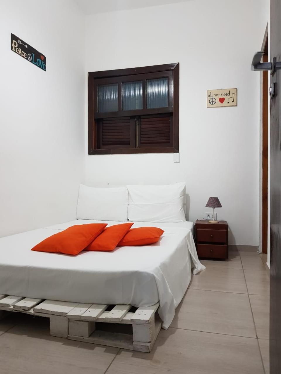 Santo Quintal Hostel Ubatuba Eksteriør bilde