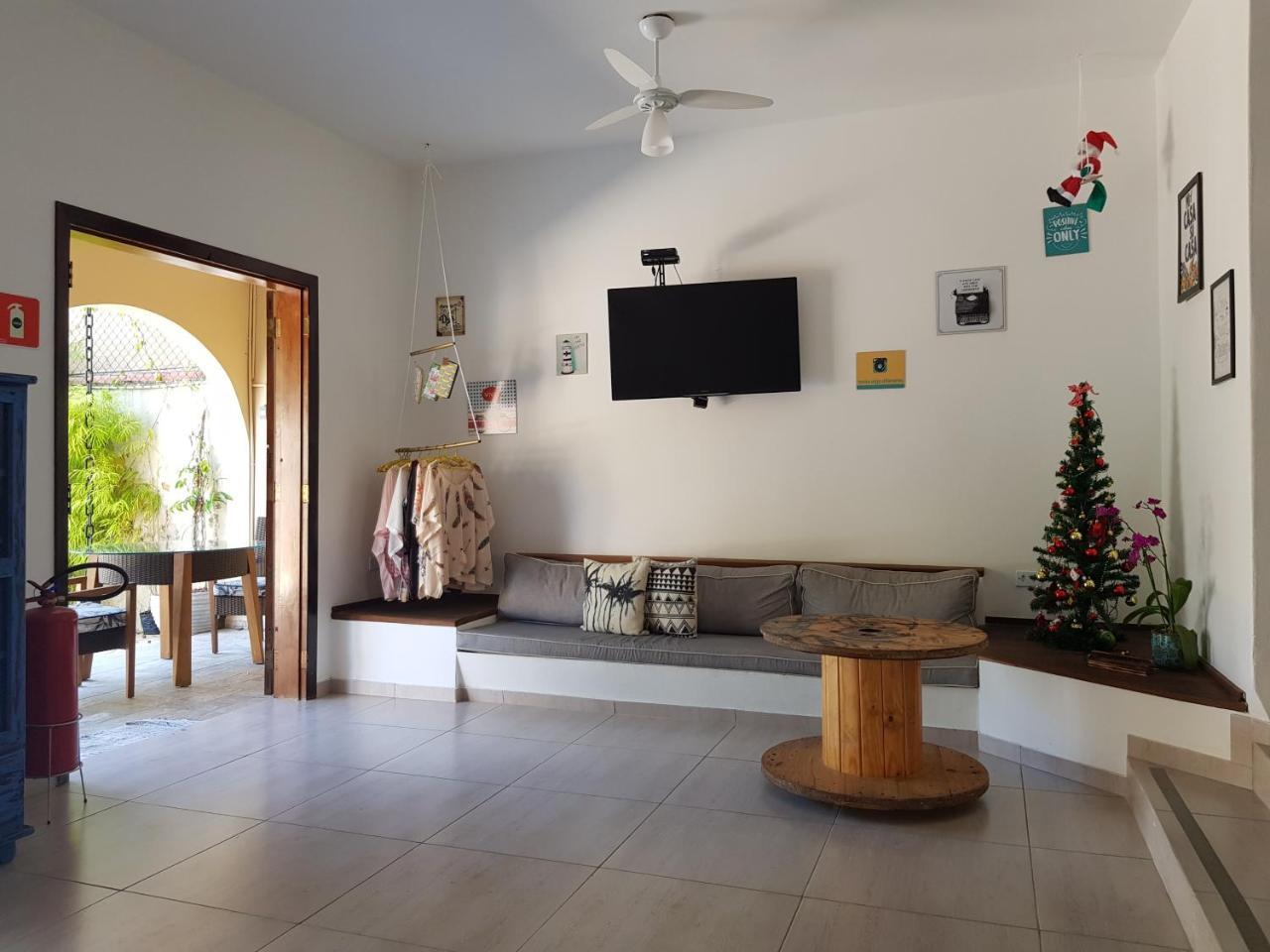 Santo Quintal Hostel Ubatuba Eksteriør bilde